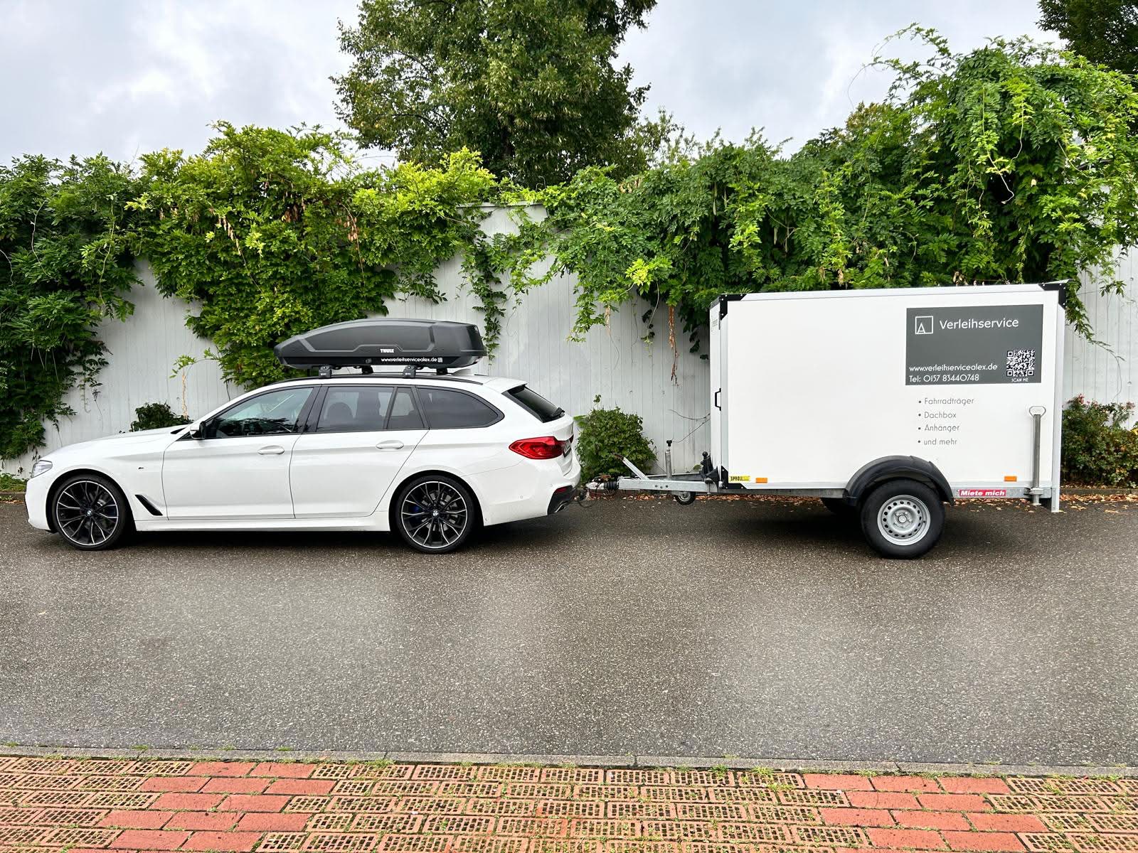 Anwendungsbeispiel Verleihservicealex mit Dachbox und Anhänger